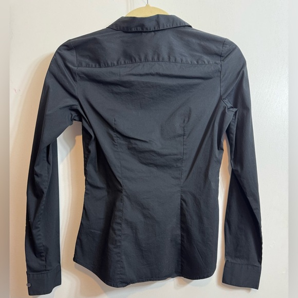 H&M Stretch Shirt 2 - Picture 2 of 8